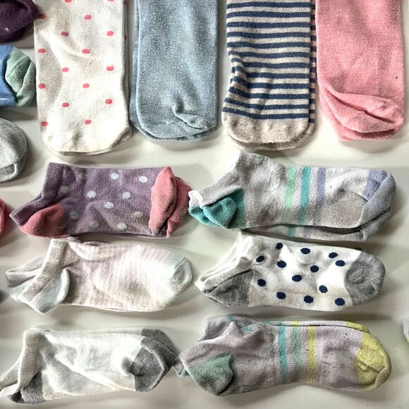 25 pair Girls Kids Sock Bundle includes Christmas Hello Kitty Floral Knee Socks - Picture 6 of 7